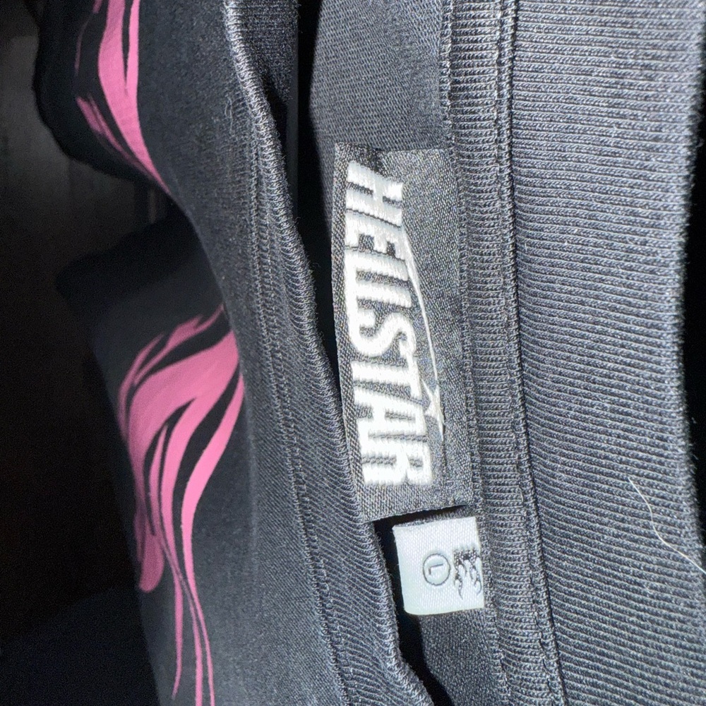 Hellstar Black T-Shirt with Pink Logo - Picture 3 of 3